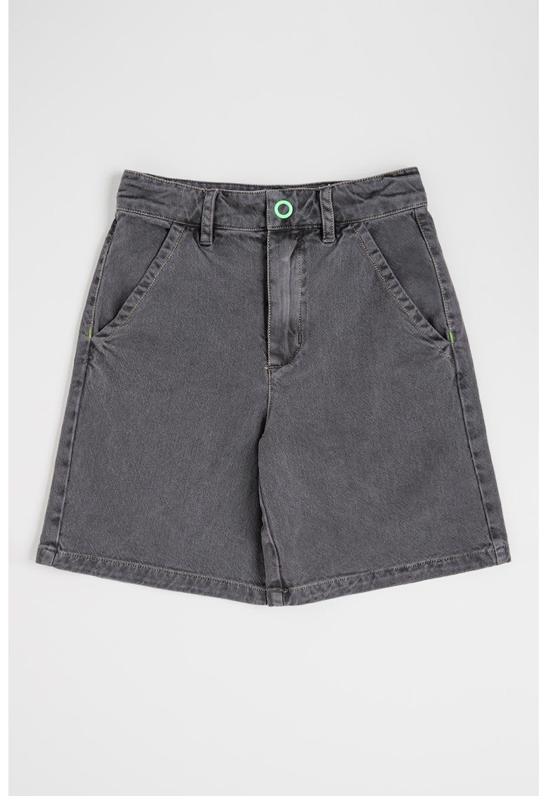 Pantaloni scurti cu talie medie si buzunare - Gri melange
