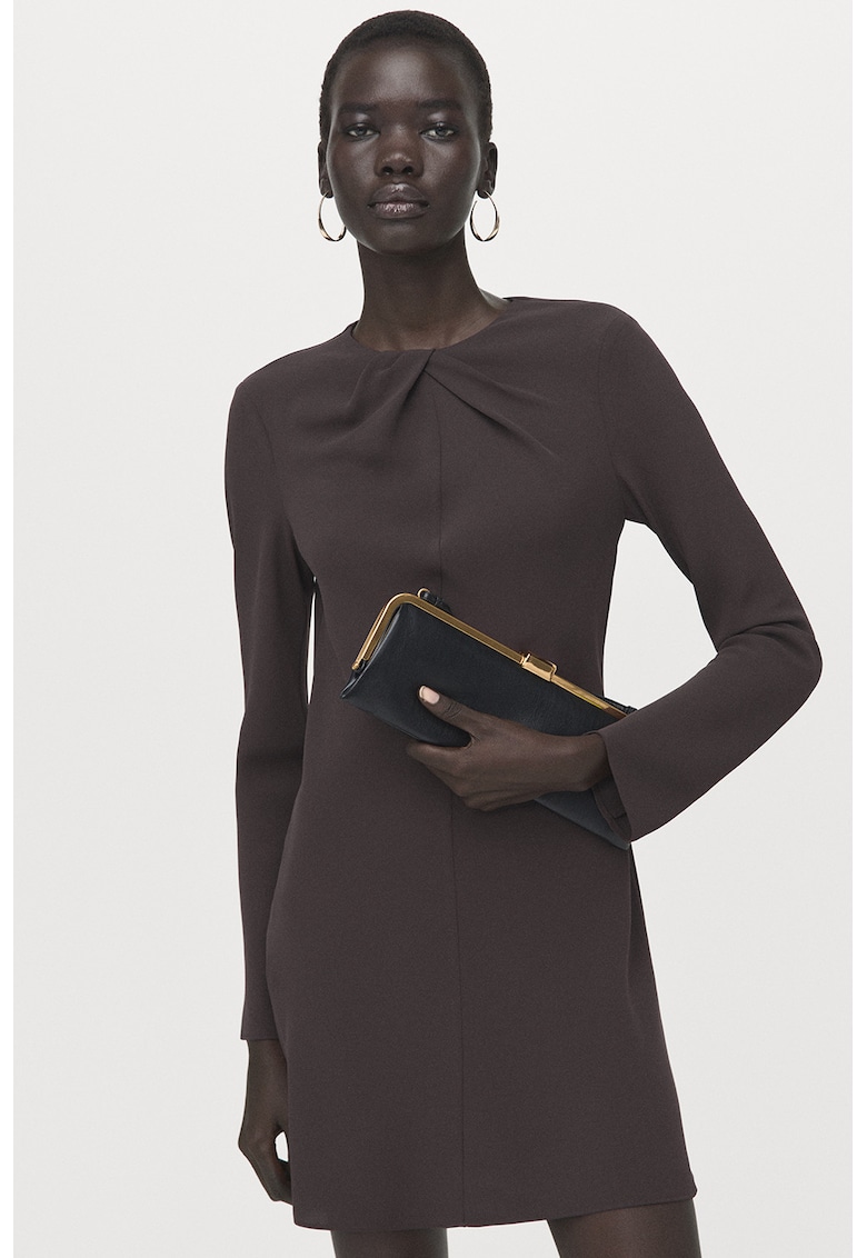 Rochie mini cu croiala dreapta - Maro inchis