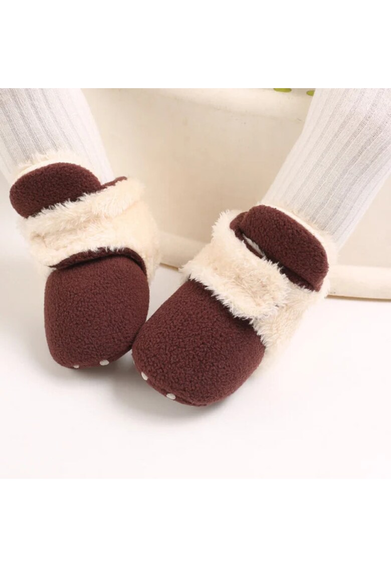 Cizmulite plusate crem cu maro pentru bebelusi - Maro