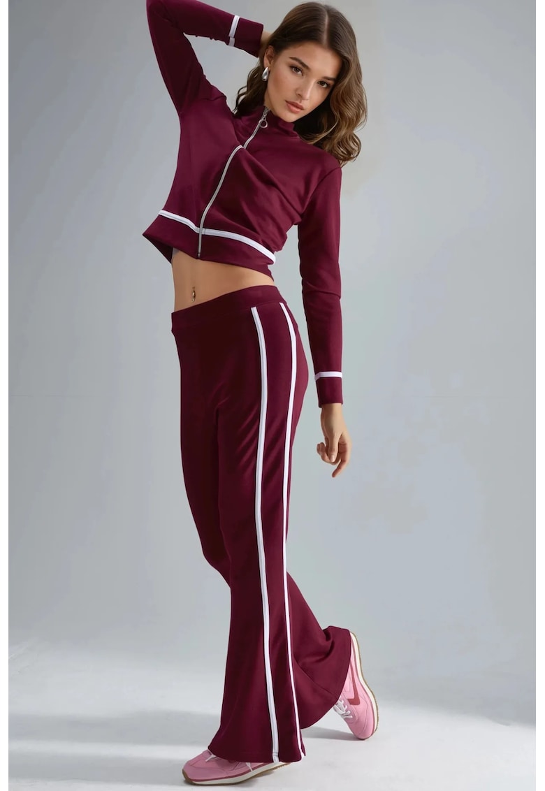 Costum dama - set din doua piese cu guler cu fermoar si pantaloni evazati - rosu burgundy - tricot