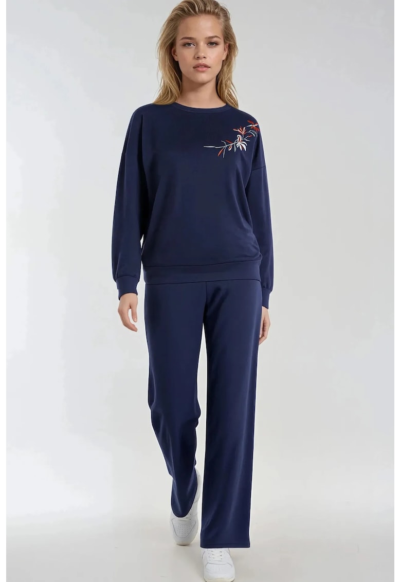 Set de doua piese - bluza brodata cu guler rotund si pantaloni largi - bleumarin - material confortabil