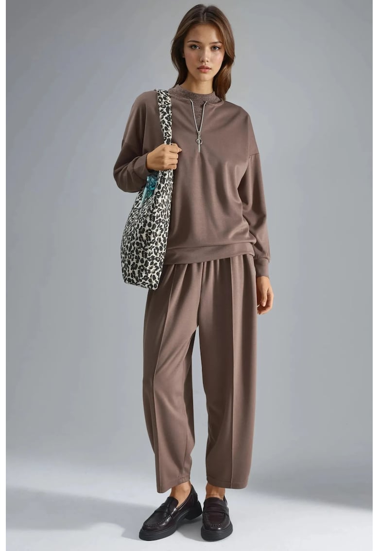 Set din doua piese - guler cu fermoar - pantaloni largi - maro cafea - jerseu