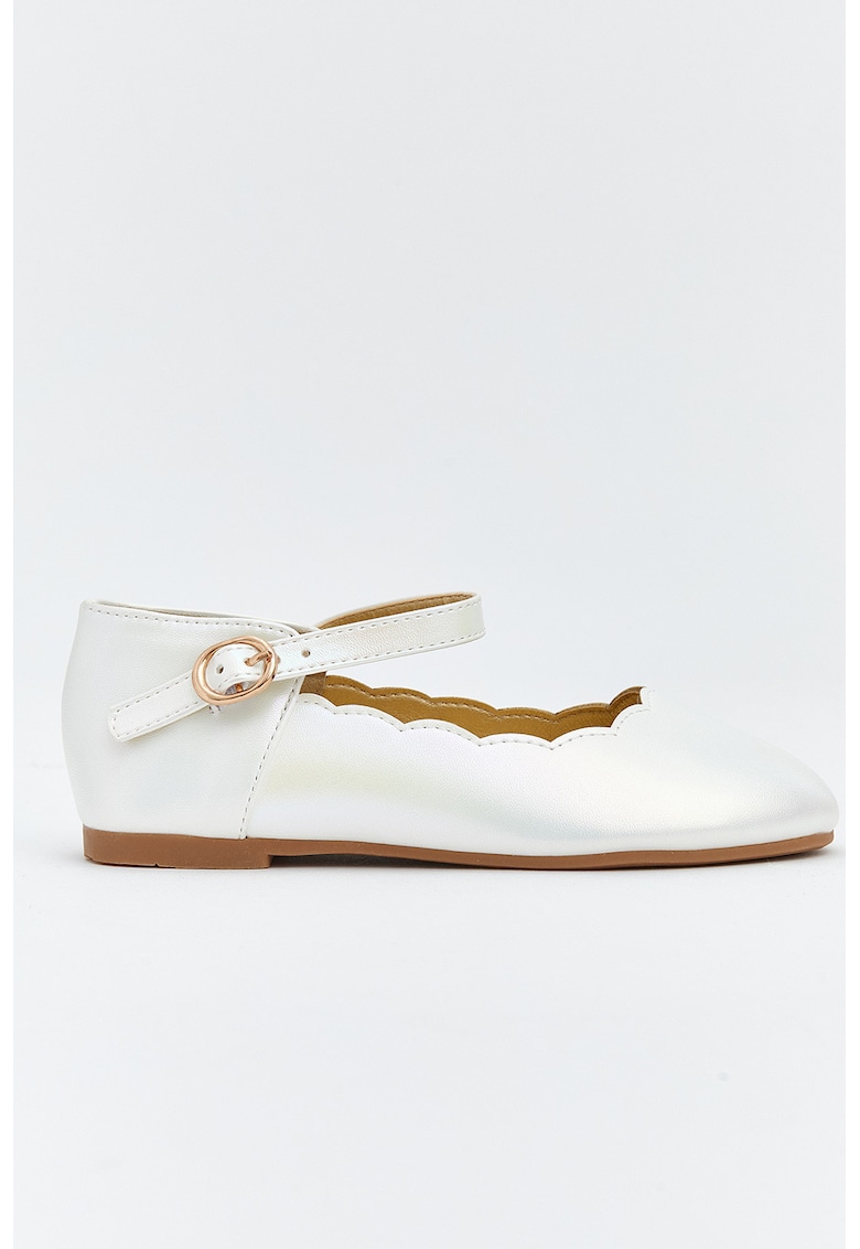 Pantofi cu varf rotund - Alb