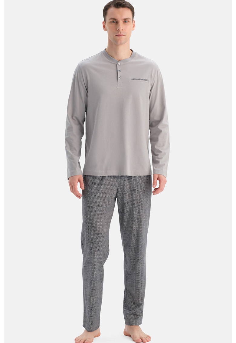 Pijama cu fenta cu nasturi - Gri