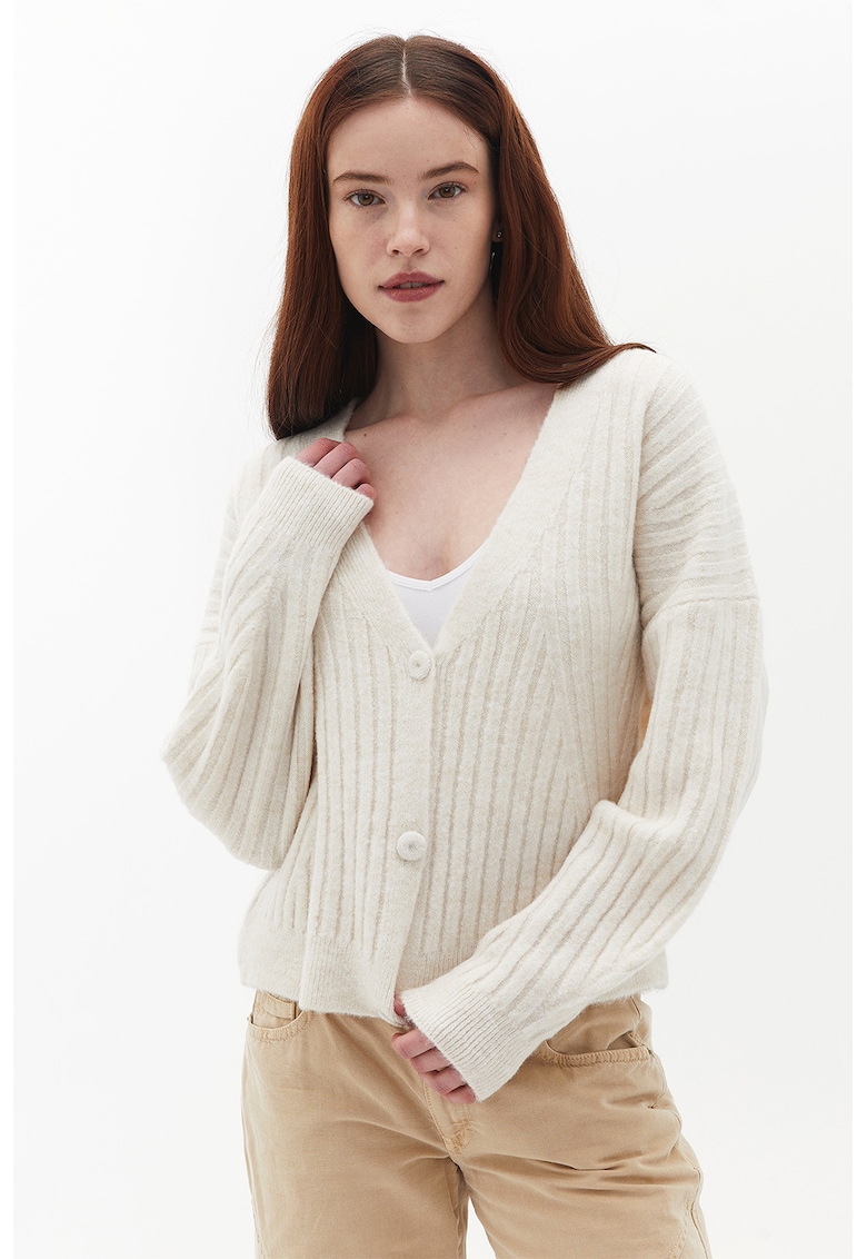 Vesta tricotata cu decolteu in V - Alb fildes