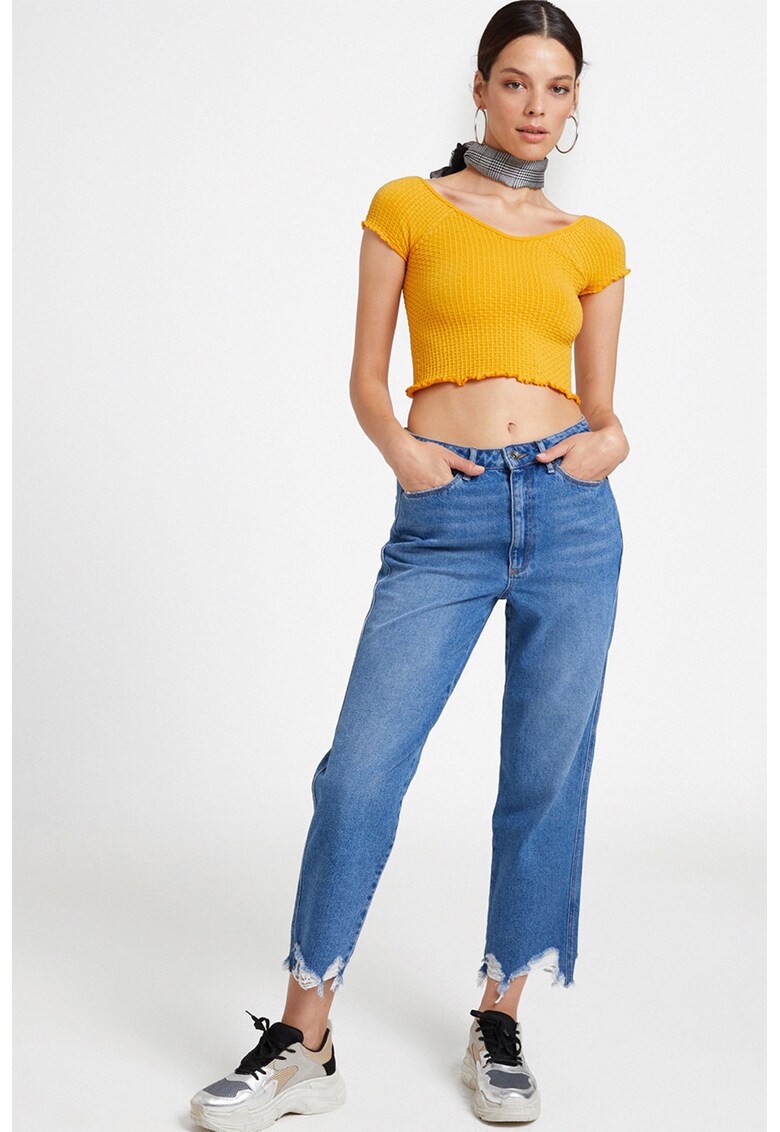 Tricou texturat cu decolteu in V - Galben