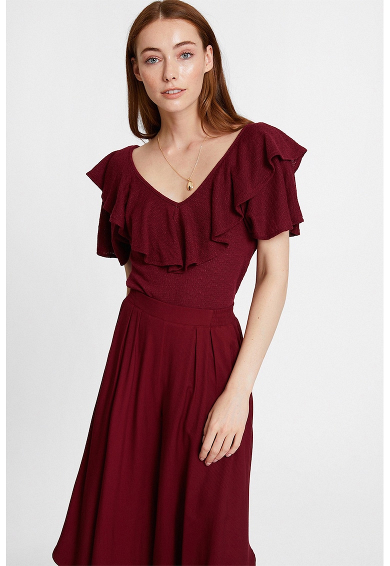 Pulover cu maneci scurte si volane - Visiniu