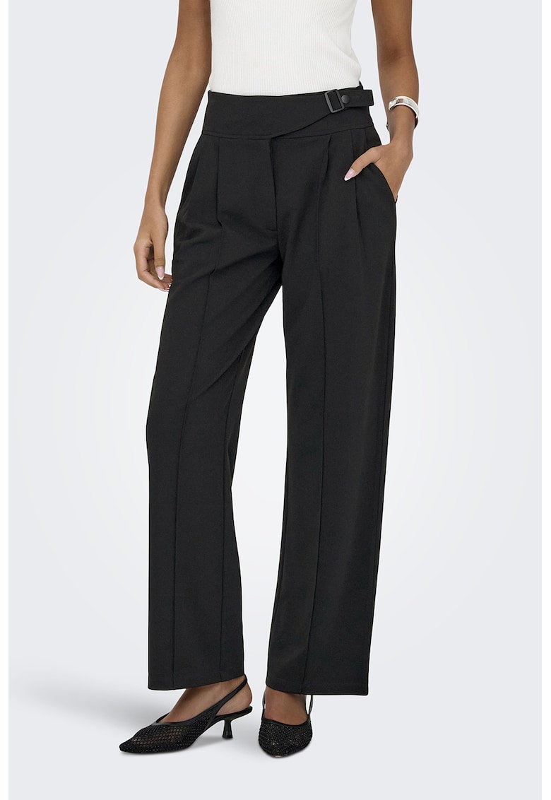 Pantaloni cu croiala ampla si pensa - Negru