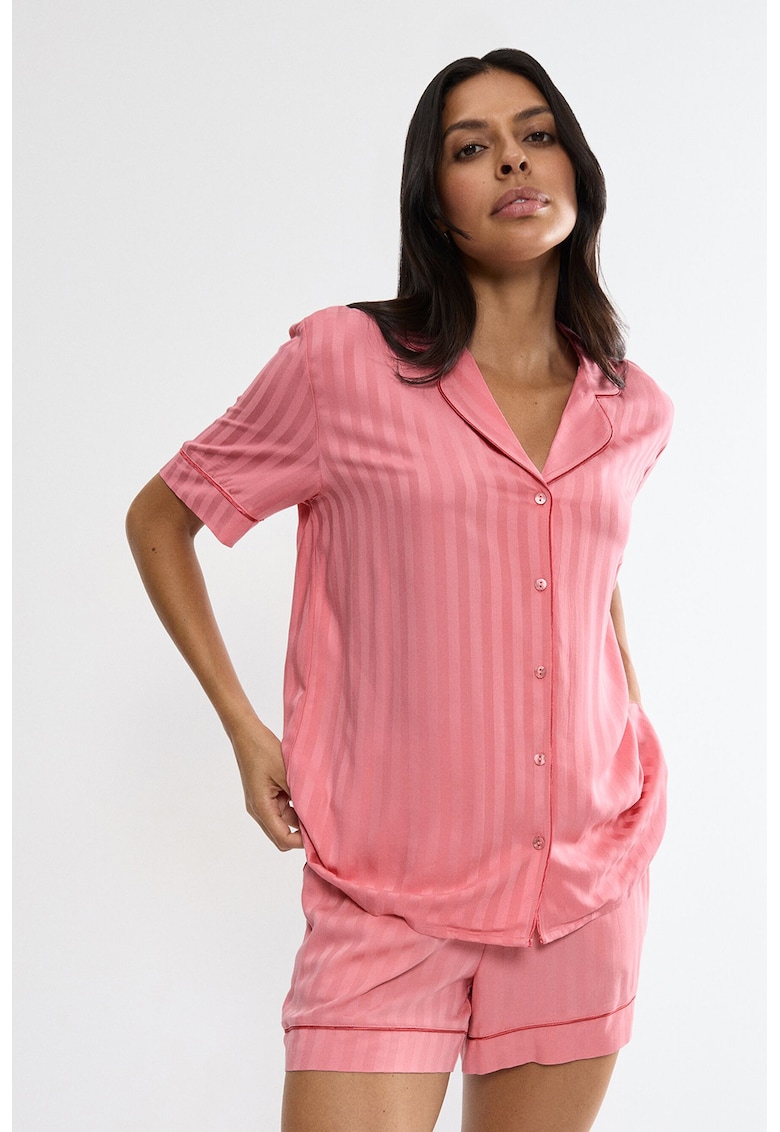 Pijama cu pantaloni scurti si nasturi - Roz pastel -