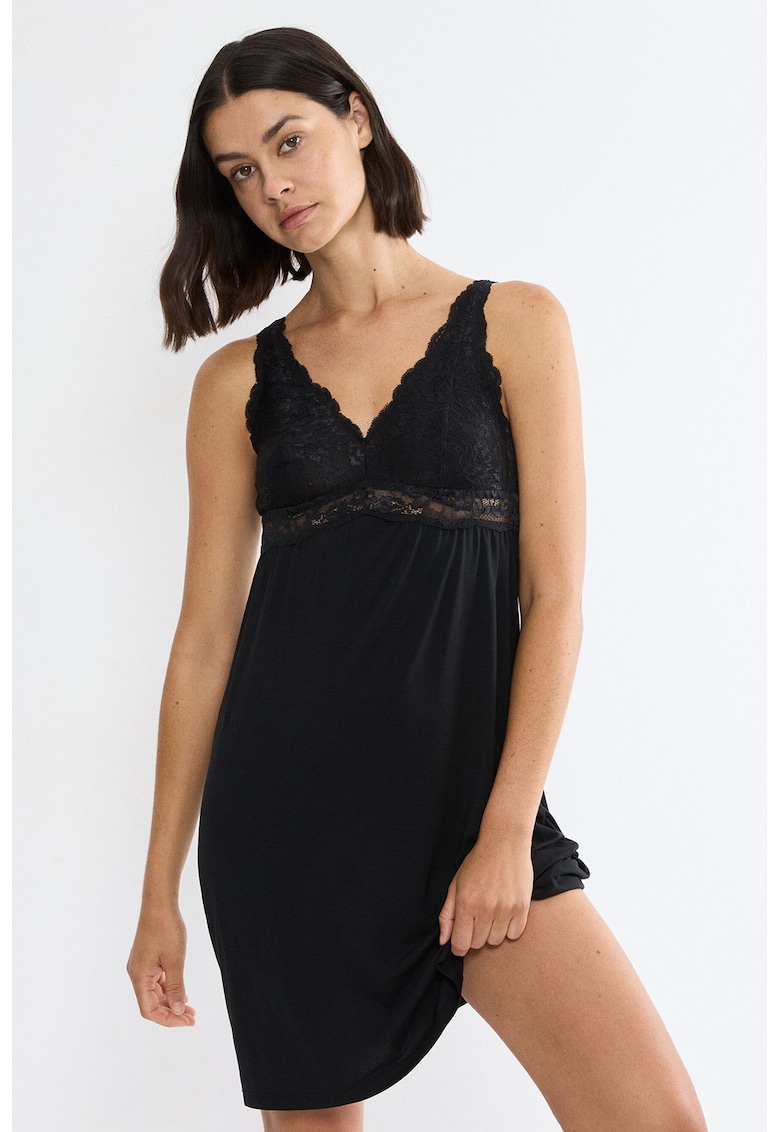 Camasa de noapte din amestec de modal cu dantela Timeless Sensuality - Negru