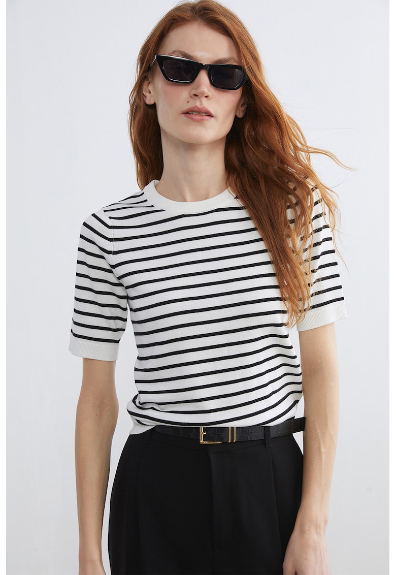 Pulover slim fit cu decolteu rotund - Alb/Negru
