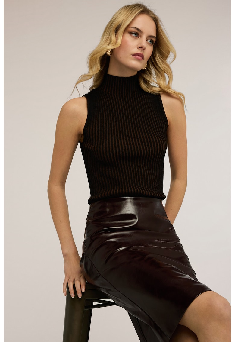 Top striat cu guler mediu - Maro inchis