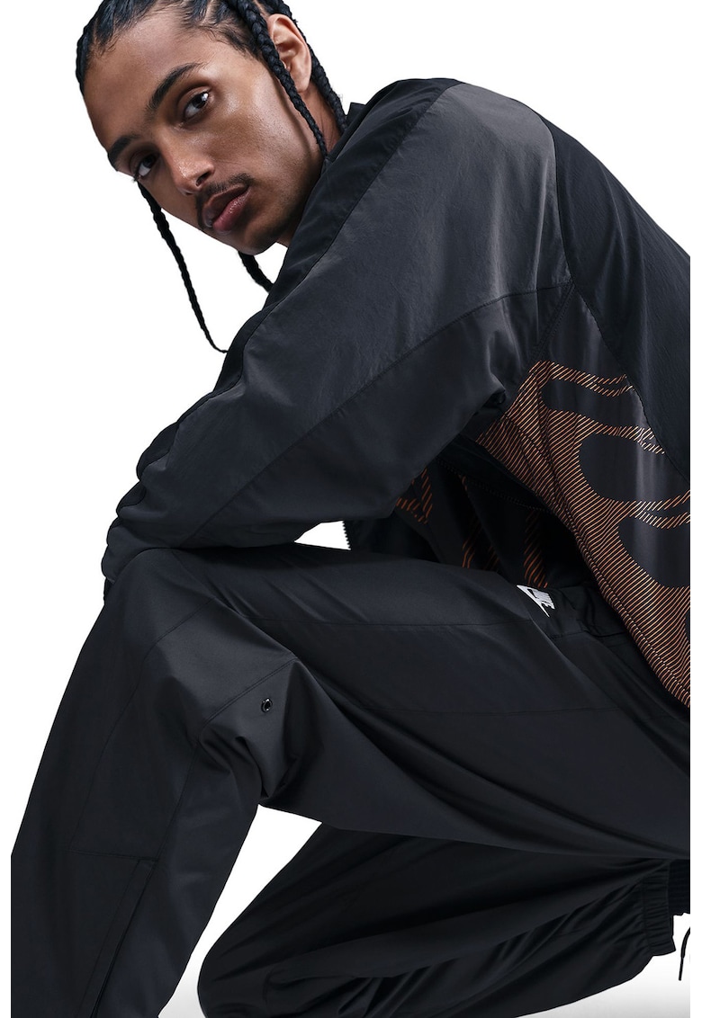 Pantaloni de trening relaxed fit cu buzunare laterale Windrunner - Negru/Negru stins