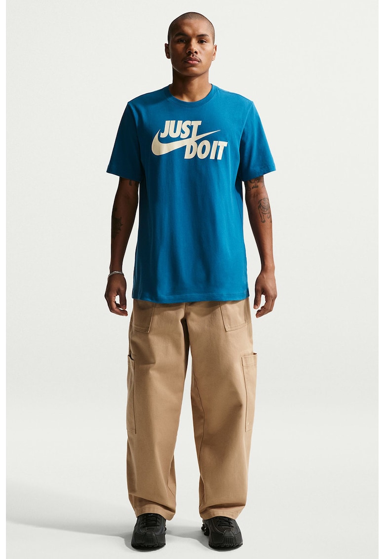 Tricou de bumbac cu imprimeu logo si text Swoosh - Alb fildes/Albastru