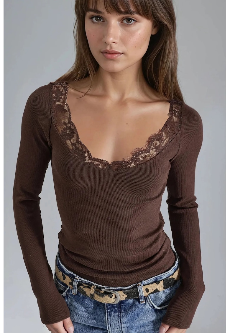 Bluza dama - decolteu in V - maneca lunga - maro cafeniu - jerseu