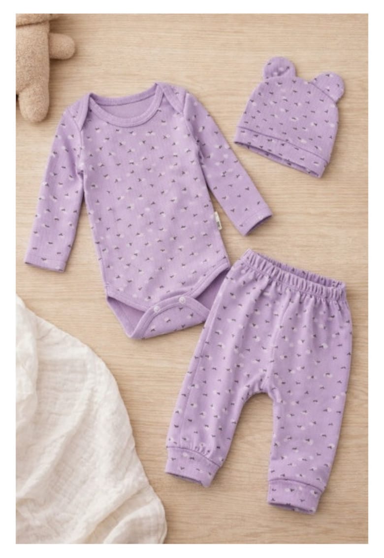 Set bebelus fetita 3 piese body pantaloni caciula bumbac ribat lila