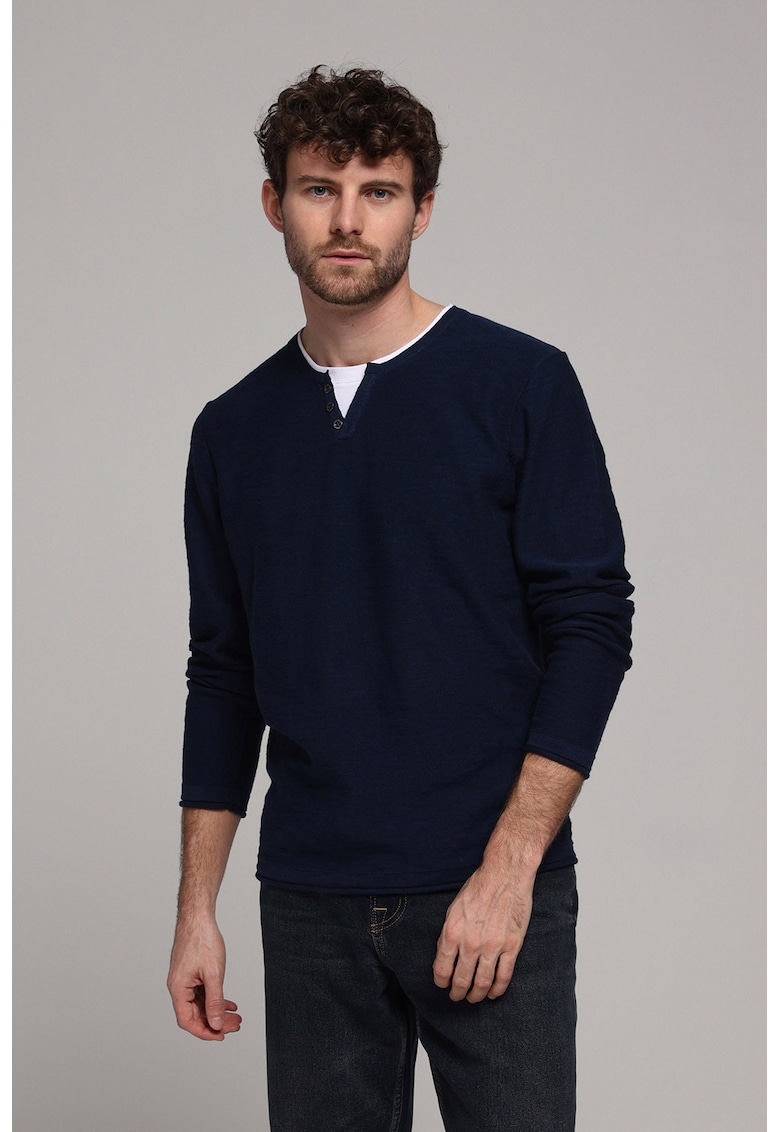 Pulover cu decolteu henley si insertie contrastanta - Bleumarin