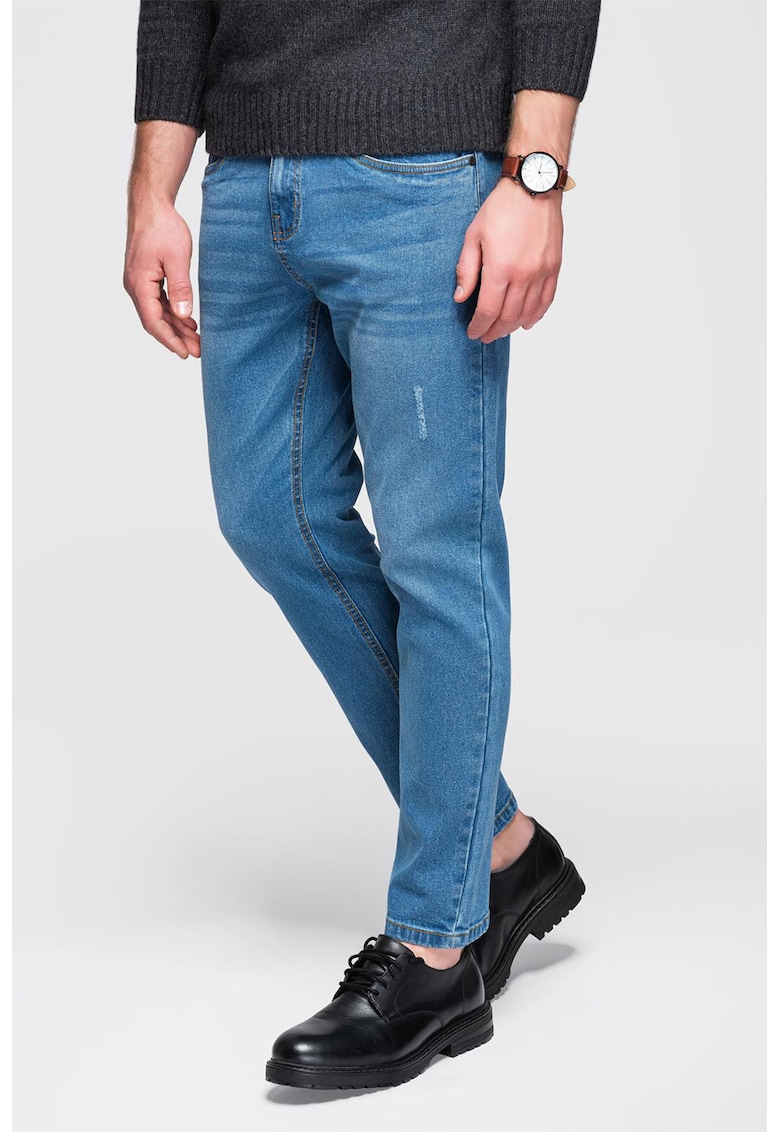 Blugi regular fit cu detalii deteriorate