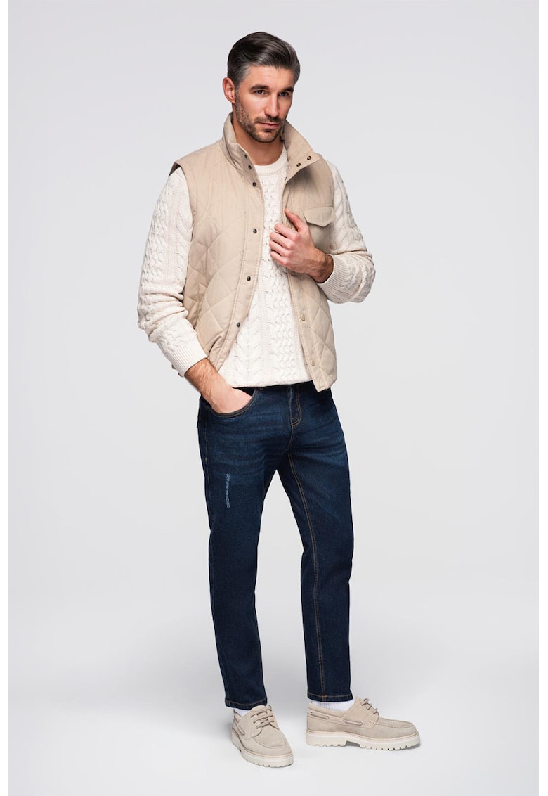 Blugi regular fit cu detalii deteriorate