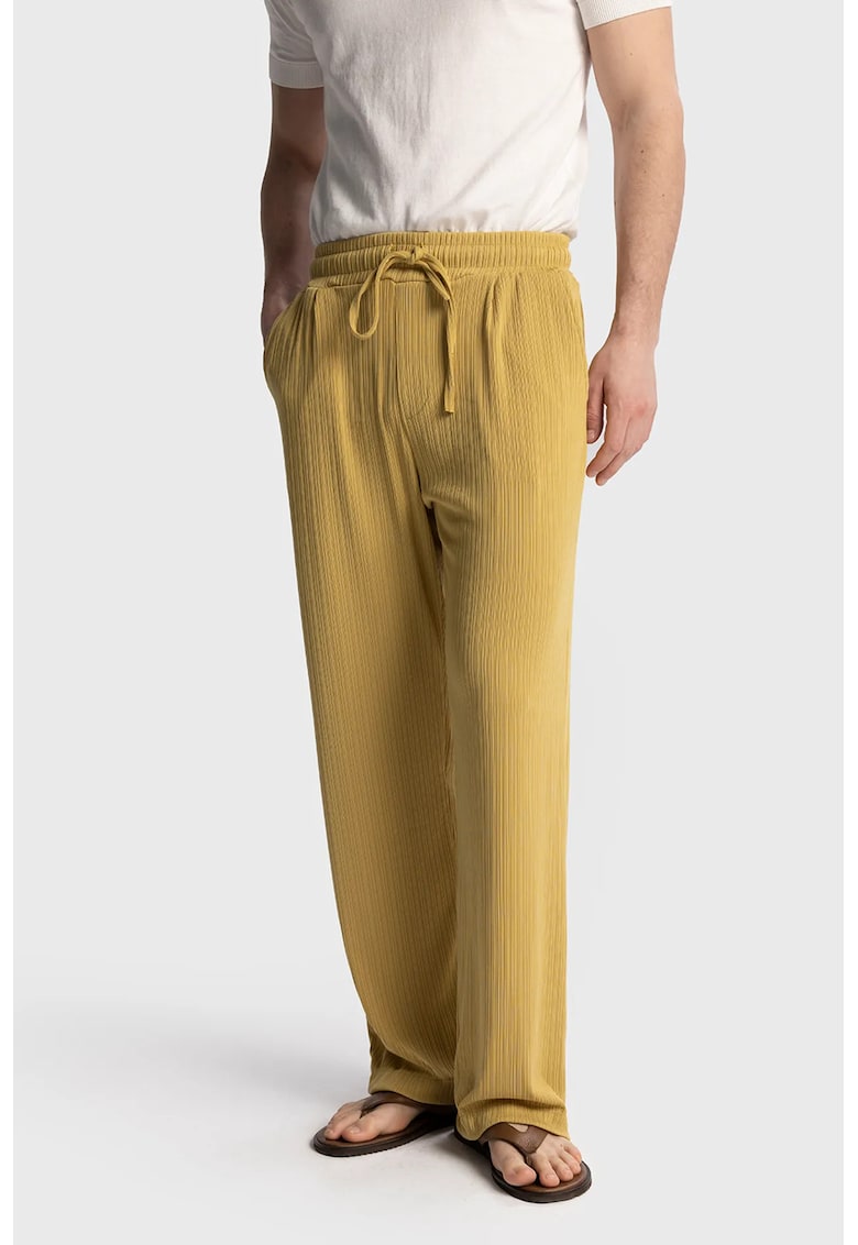 Pantaloni barbati - Relaxed Fit - picior larg - galben - bumbac