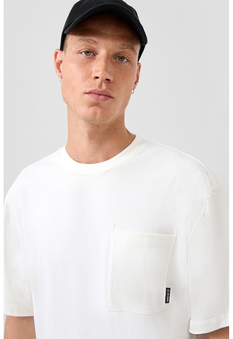 Tricou uni cu decolteu la baza gatului
