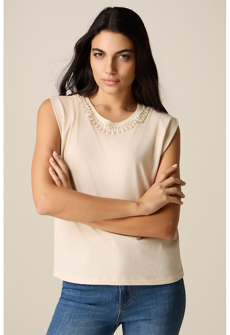 Top din bumbac cu aplicatii cu margele