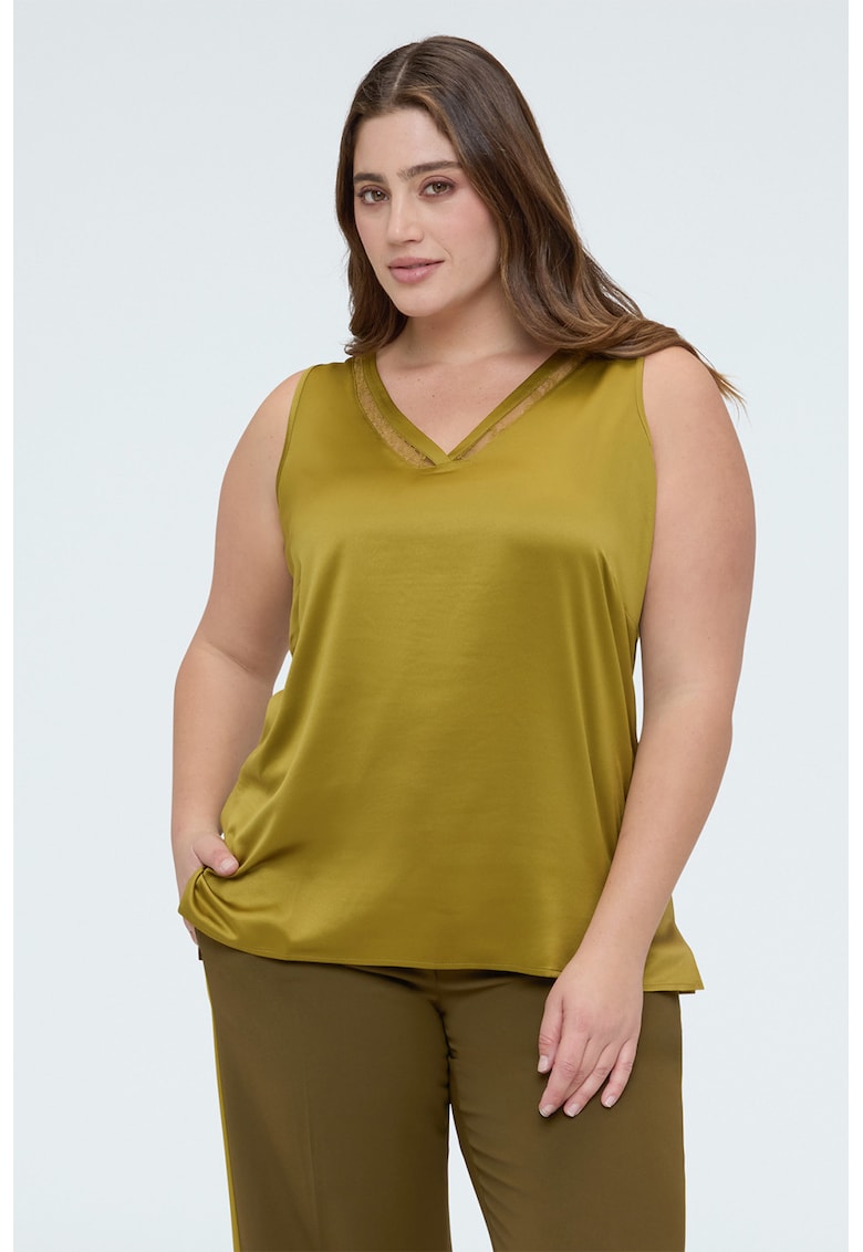 Top cu aspect de satin si insertii din dantela - Galben mustar