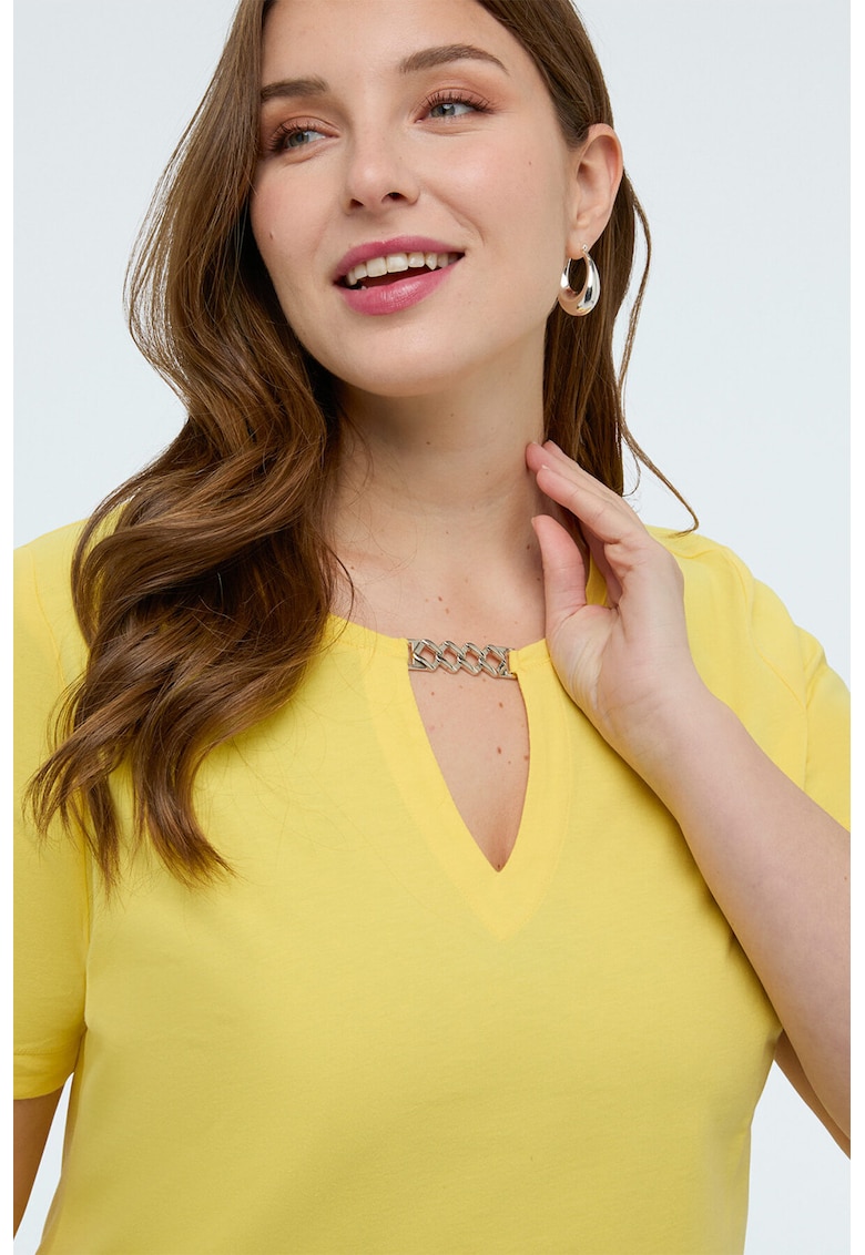 Tricou din bumbac cu detaliu cu lant - Galben