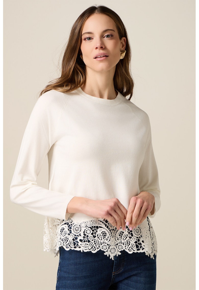 Pulover cu terminatie cu dantela - Alb
