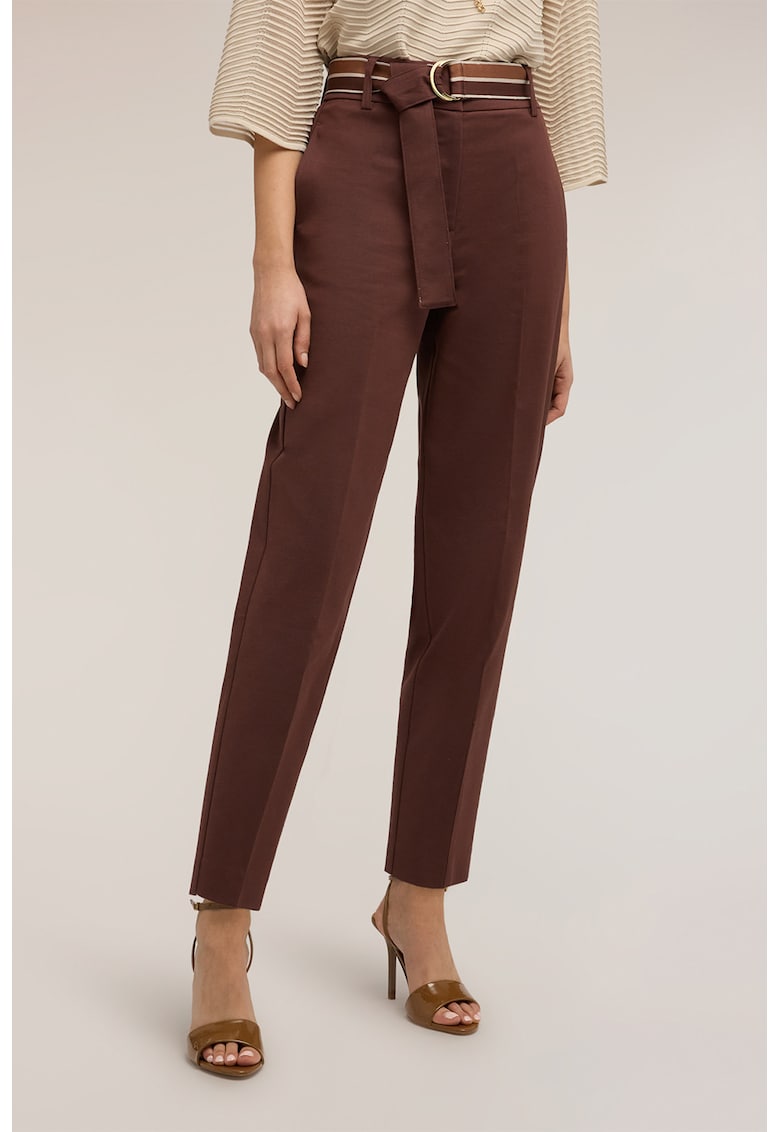 Pantaloni conici slim fit cu talie inalta - Rosu stins