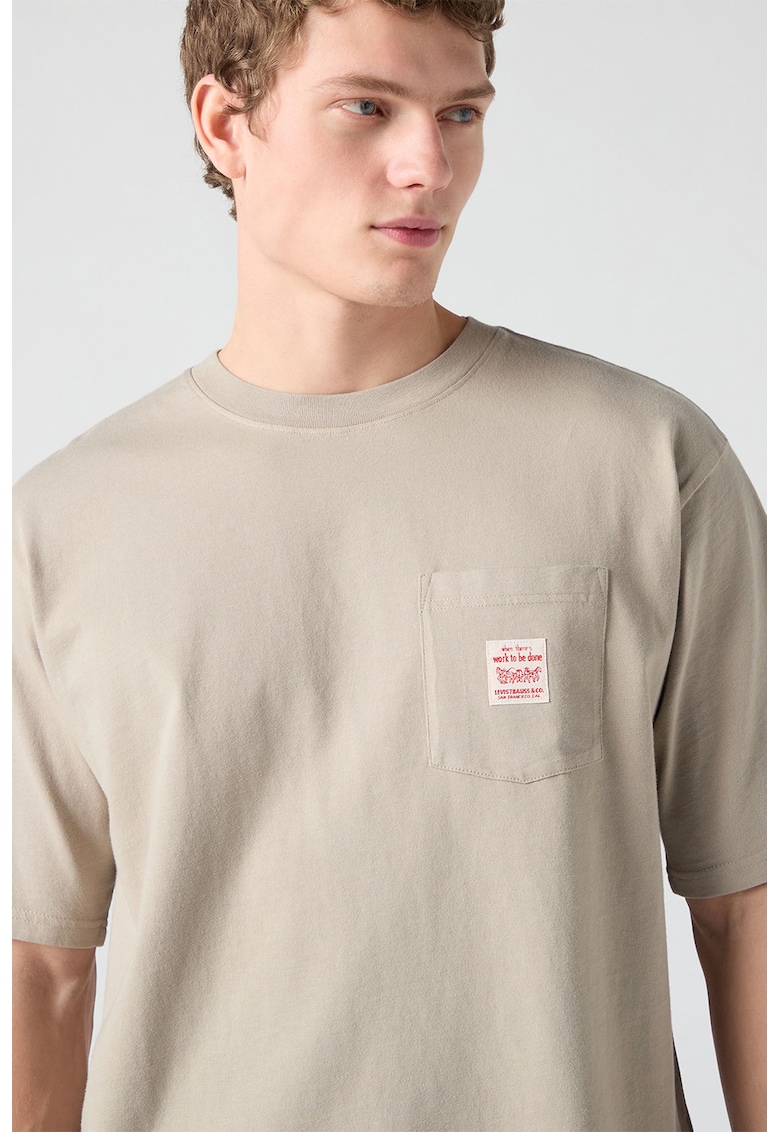 Tricou lejer cu buzunar pe piept - Maro nisip