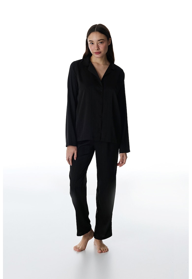 Pijama cu model uni si maneci lungi - Negru