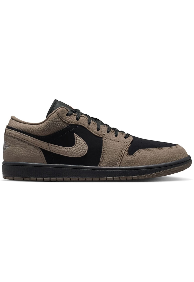 Pantofi sport Air Jordan 1 Low SE 55831 - Maro