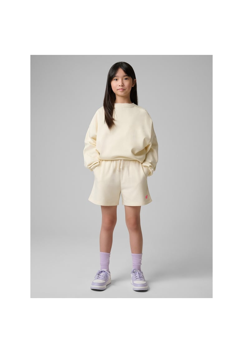 Pantaloni scurti sport pentru fete - alb - bumbac - cu buzunare - croiala lejera -