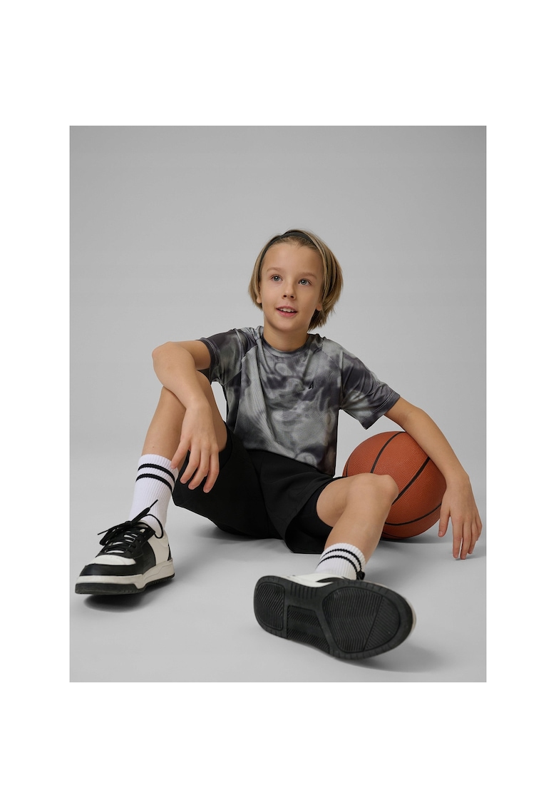 Tricou sport baieti gri - uscare rapida - croiala confortabila - material sintetic