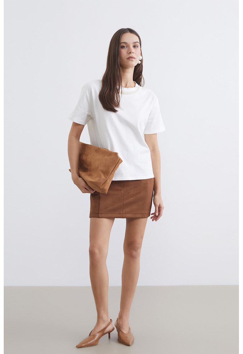 Fusta slim fit de piele intoarsa sintetica - Maro scortisoara