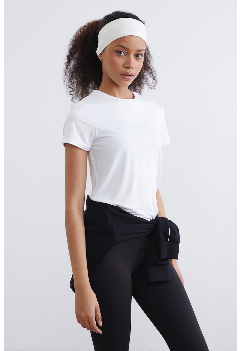 Tricou uni cu decolteu la baza gatului - Alb