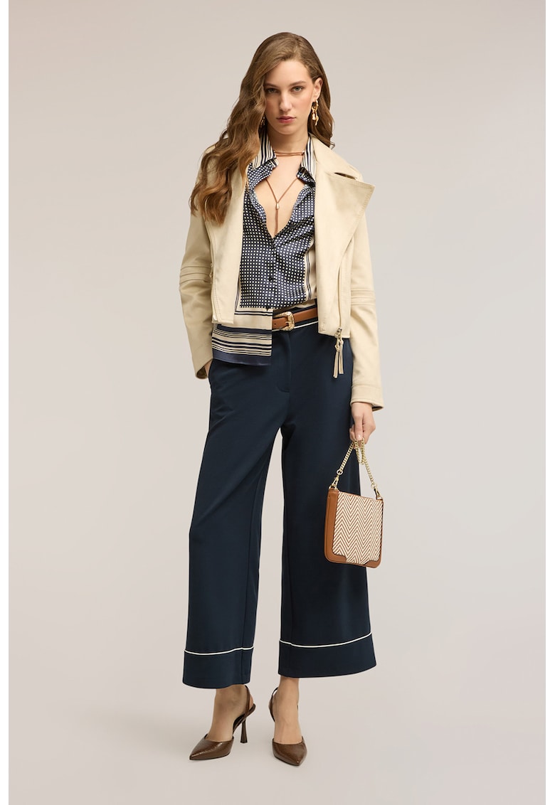 Pantaloni crop cu croiala ampla si buzunare oblice - Bleumarin