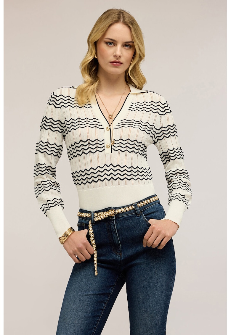 Pulover cu decolteu in V si dungi - Alb murdar