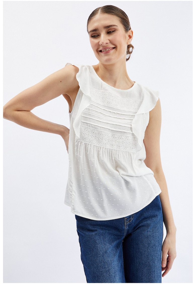 Top cu broderie si volan - Alb