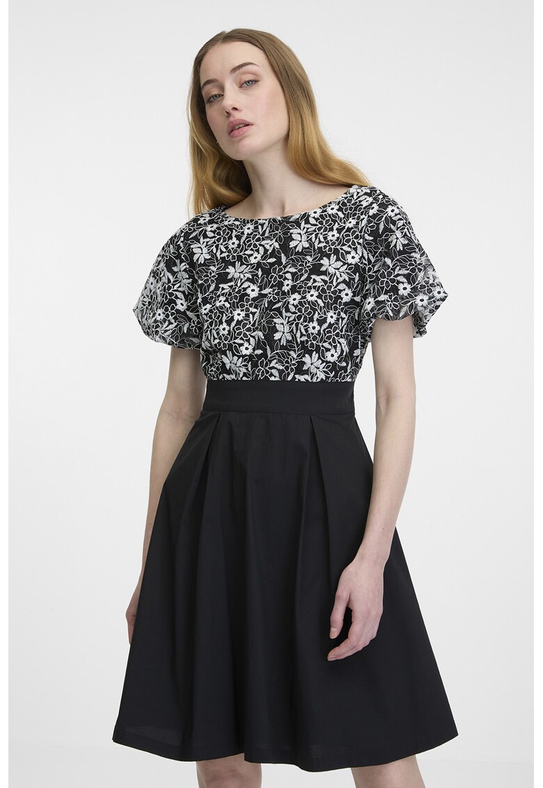 Rochie evazata cu decupaj pe spate - Alb/Negru