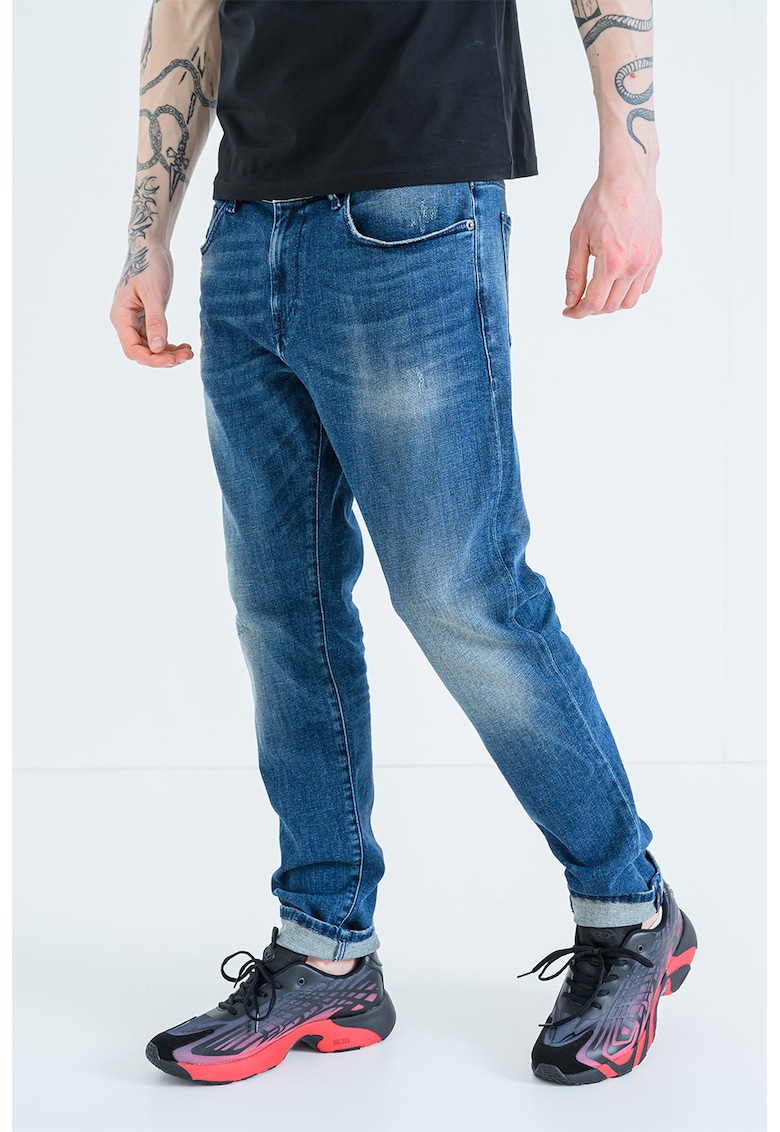 Blugi cu croiala conica si detalii cu aspect decolorat 2019 D-Strukt - Albastru