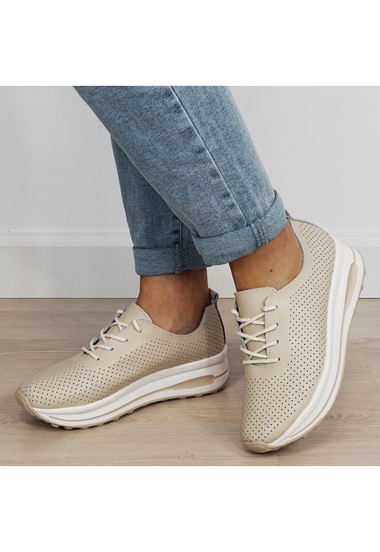 Sneakersi bej perforati din piele naturala 5122 M2 19255 - Bej