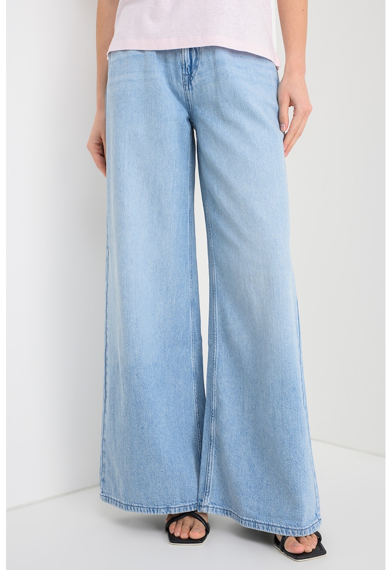 Blugi cu croiala ampla Jaimy - Albastru pal