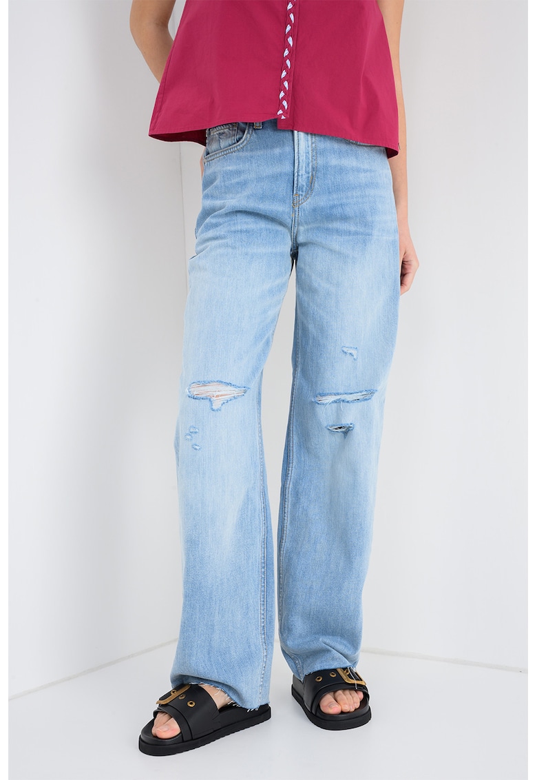Blugi cu croiala ampla si aspect deteriorat - Albastru deschis