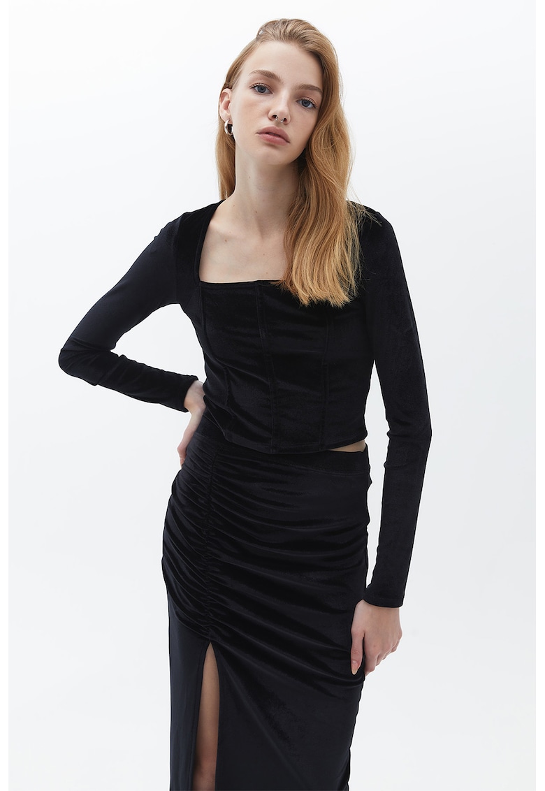 Bluza slim-fit cu decolteu patrat - Negru