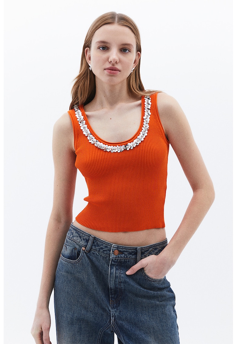 Top slim fit cu decolteu rotund - Coral
