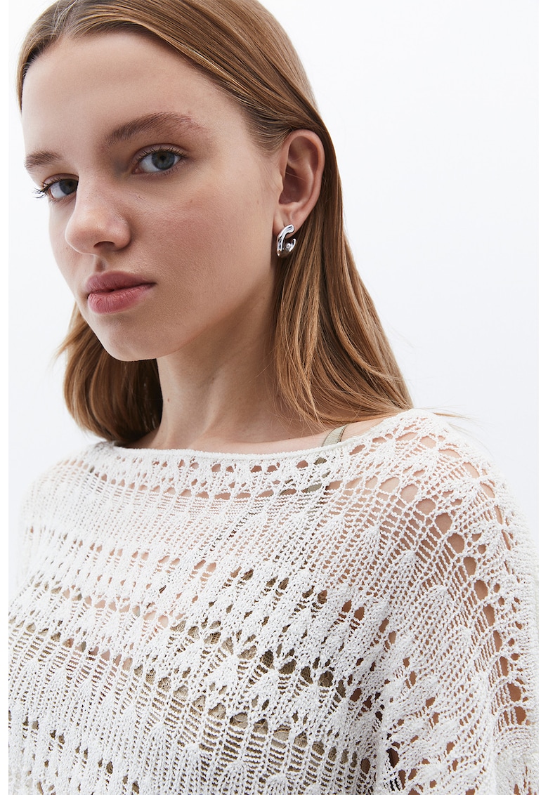 Pulover tricotat cu perforatii - Alb