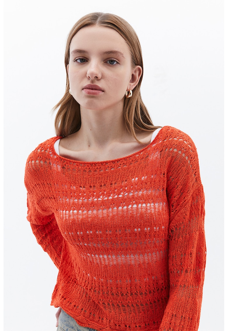Pulover tricotat cu perforatii - Coral