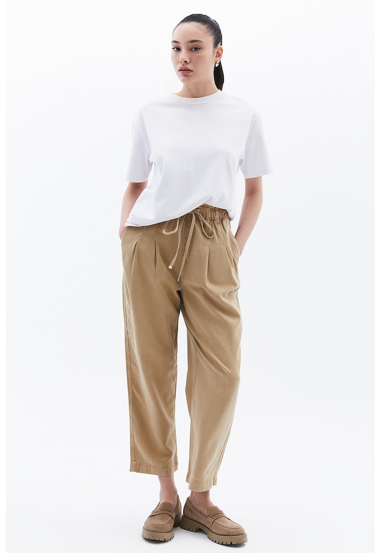 Pantaloni relaxed fit din amestec de lyocell cu snur de ajustare in talie - Maro nisip